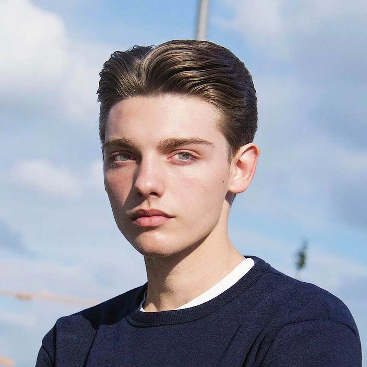 Middle-part-with-combed-back